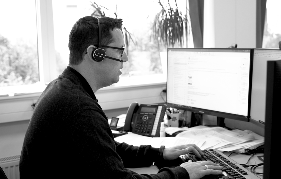 Kontakt TS Computer